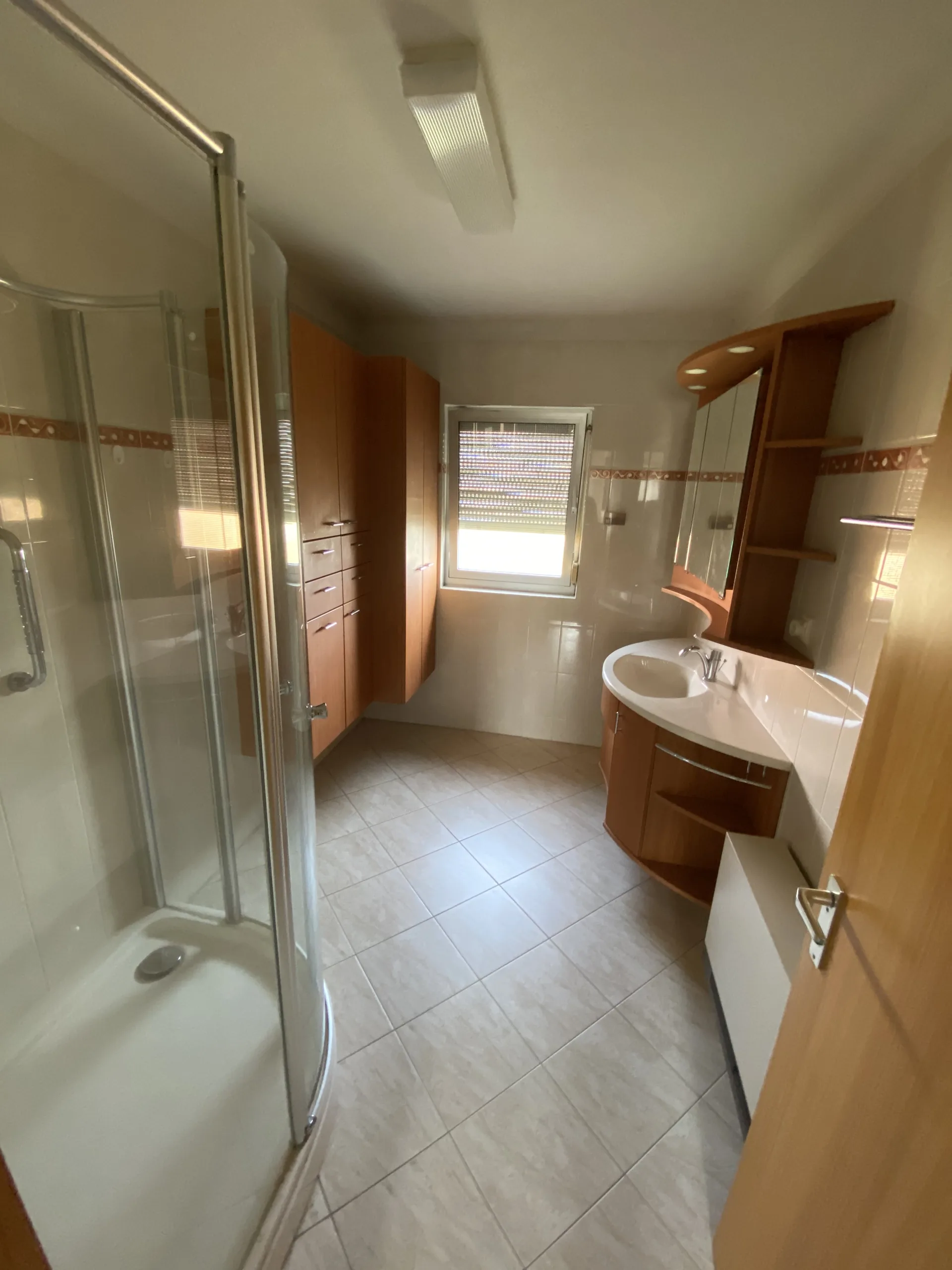 Badezimmer Vor der Umgestaltung